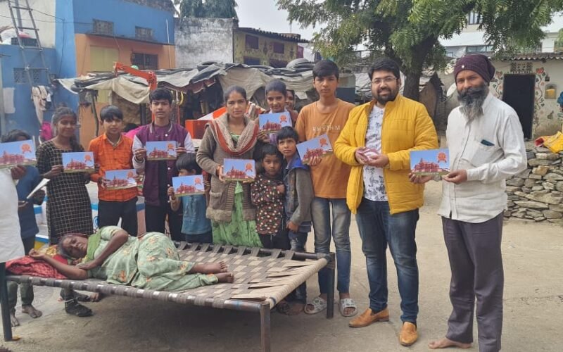 अयोध्याजी से आये पूजित अक्षत से घर-घर निमंत्रण