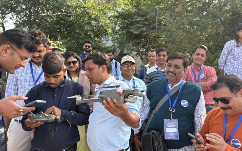 भूस्थानिक प्रोद्यौगिकी प्रशिक्षण के तहत उदयपुर की पहाड़ियों का ड्रोन सर्वेक्षण